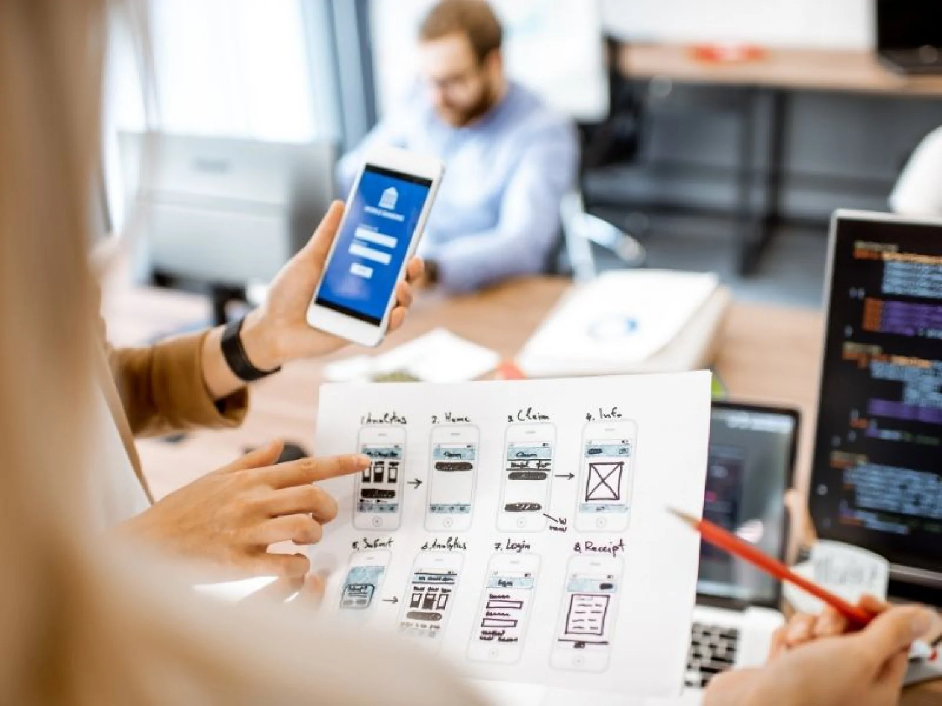 Before developing applications – researching competitors and researching users