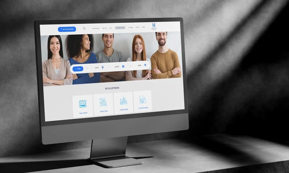 Heracles — project mock-up on desktop and mobile screens